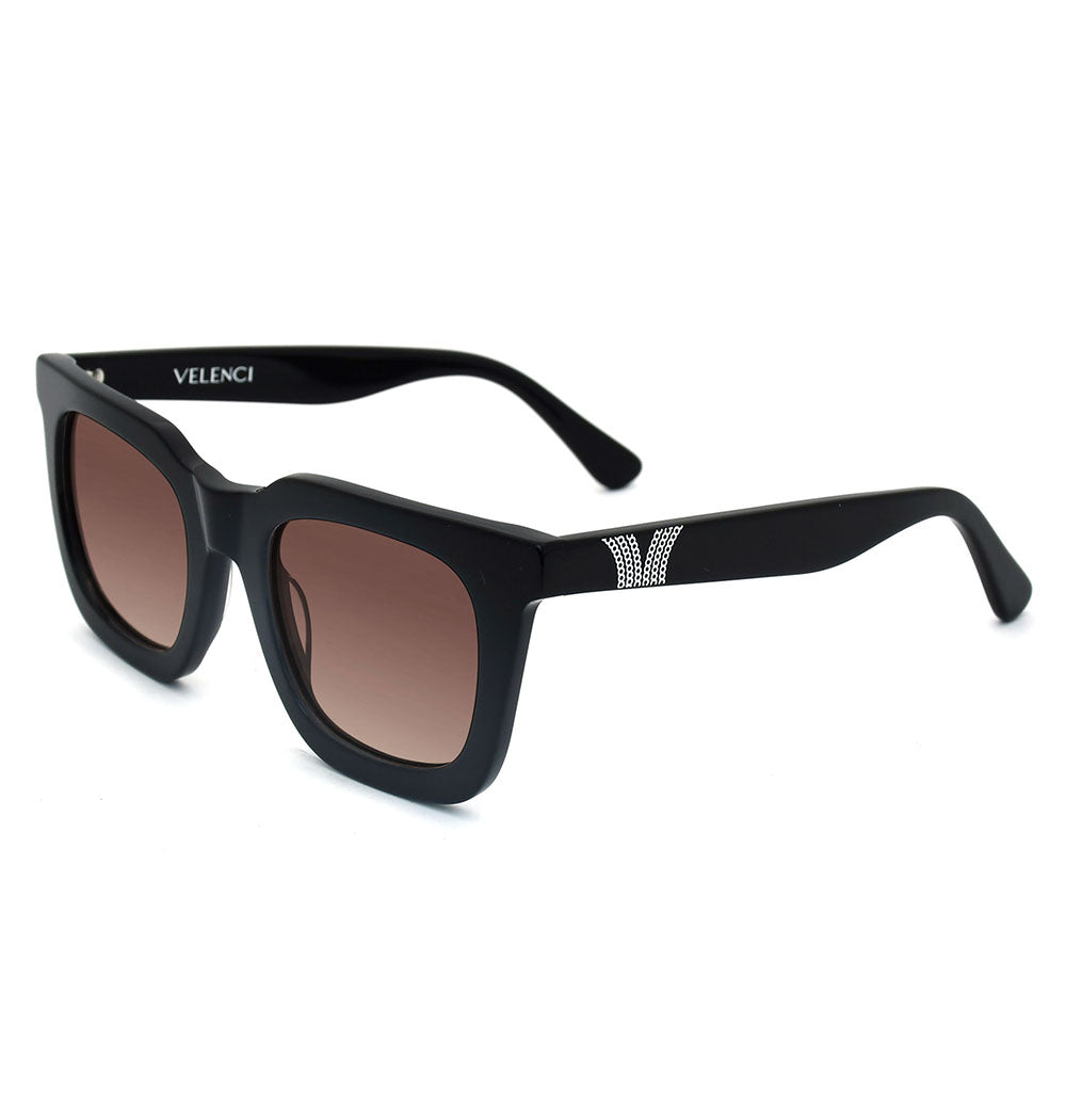 #color_Jet Black